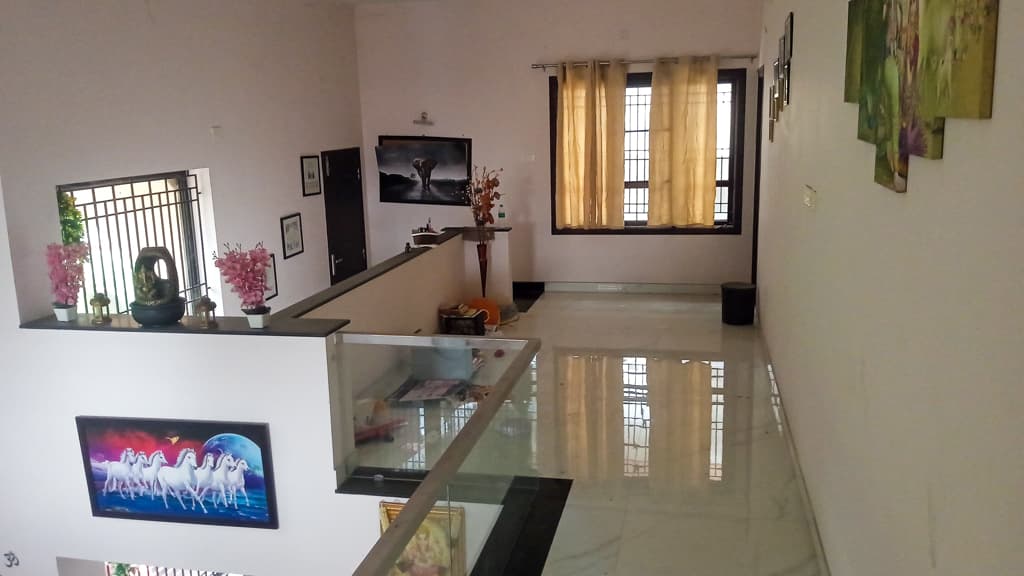 Property Photos 9