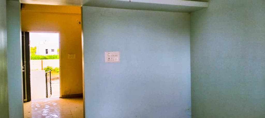 Property Photos 7