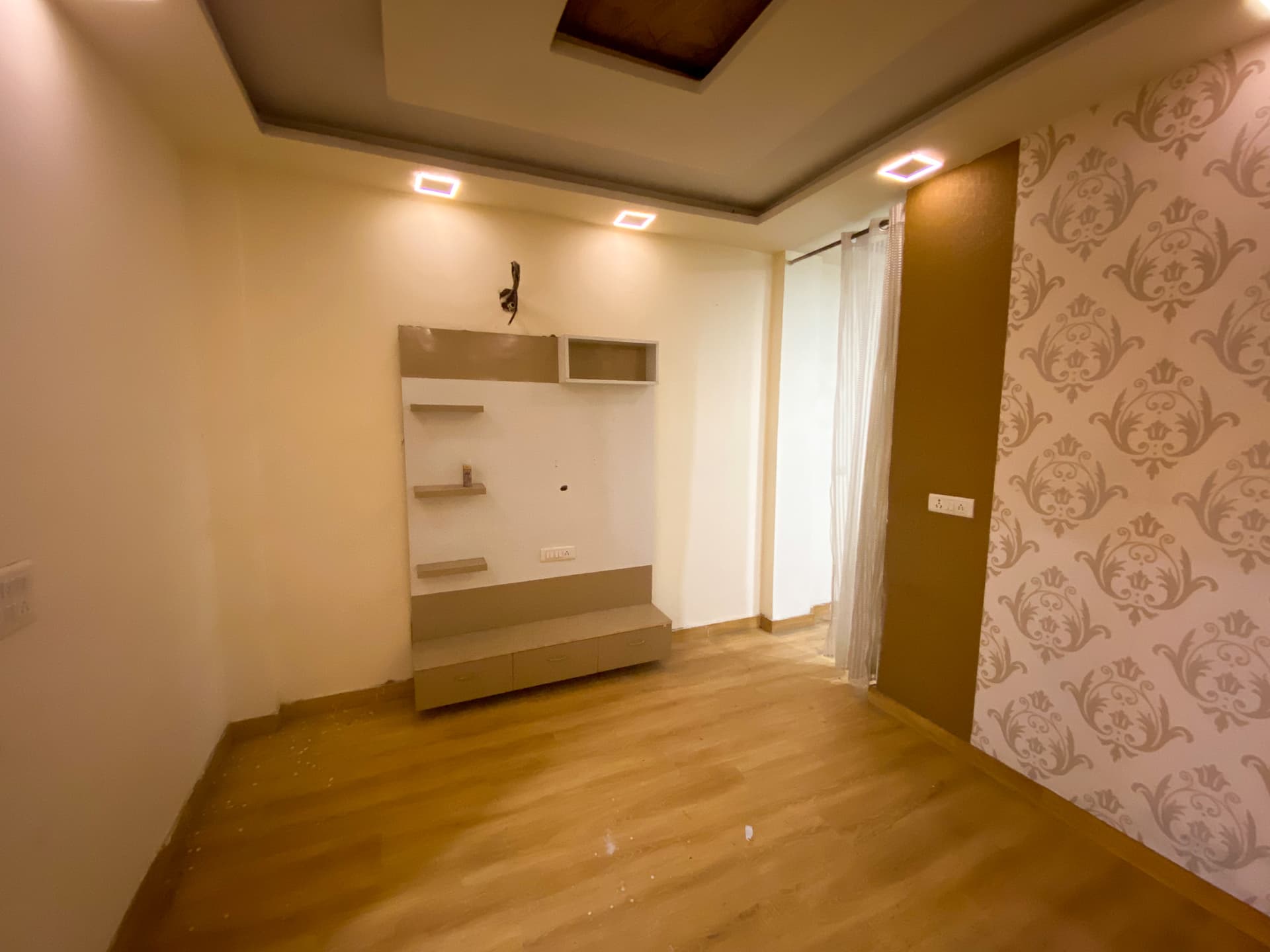 Property Photos 46