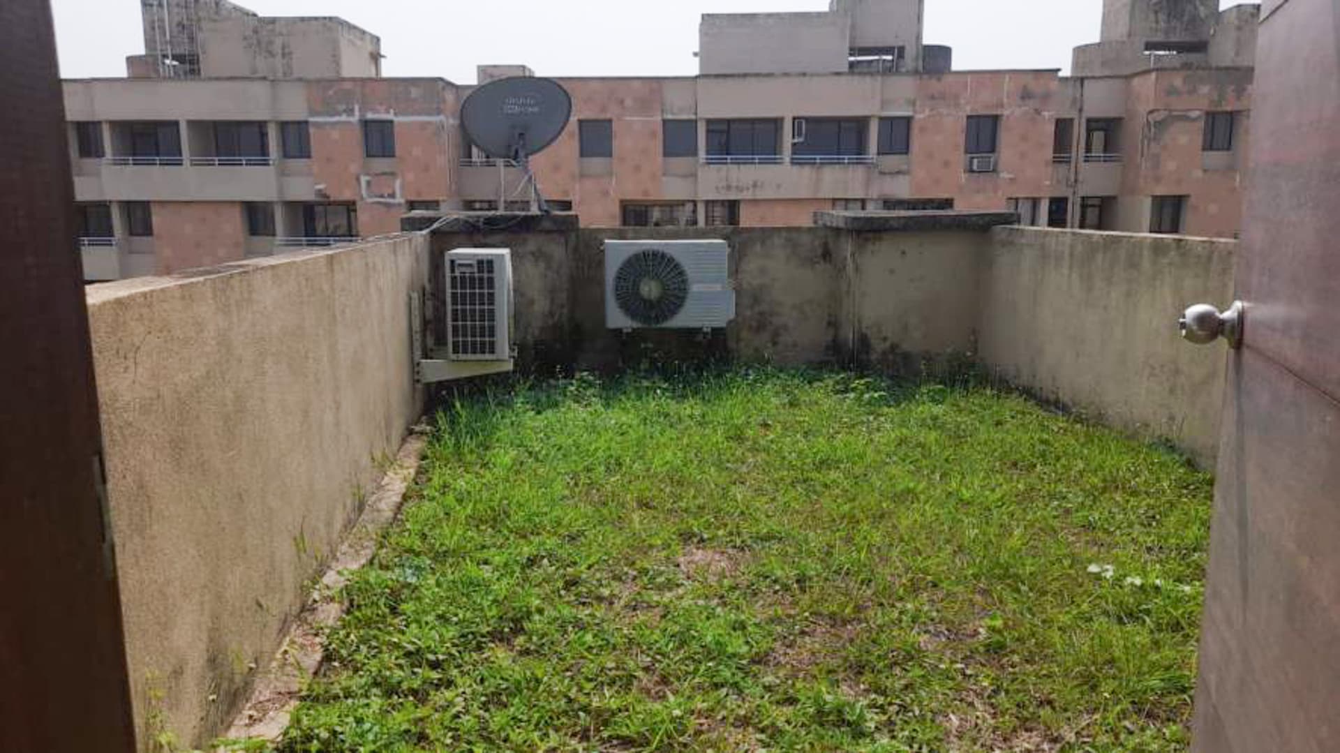 Property Photos 19