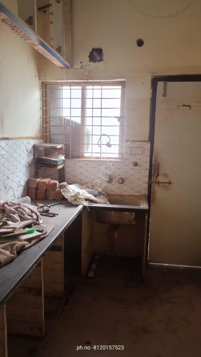 Property Photos 9