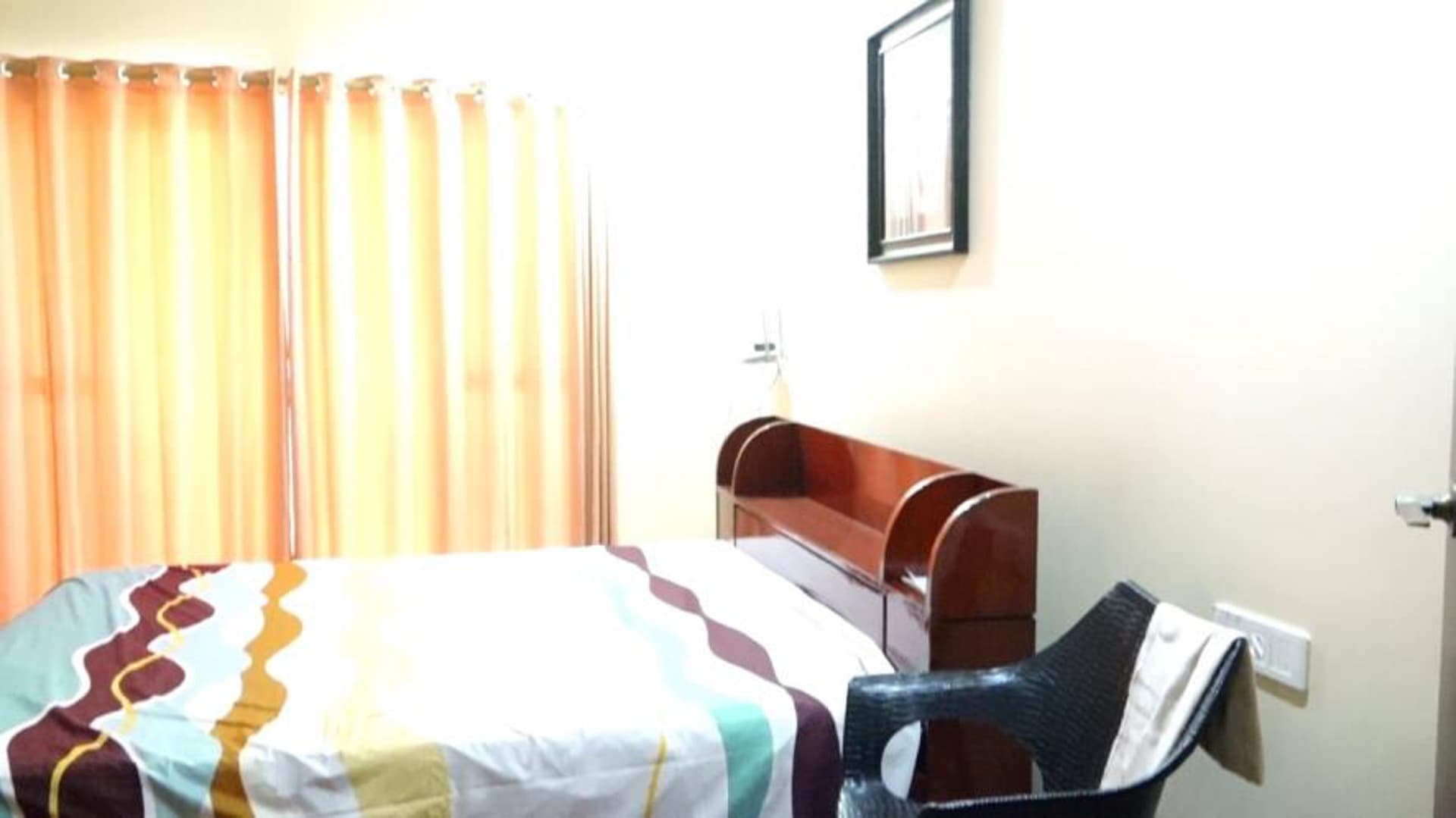 Property Photos 5