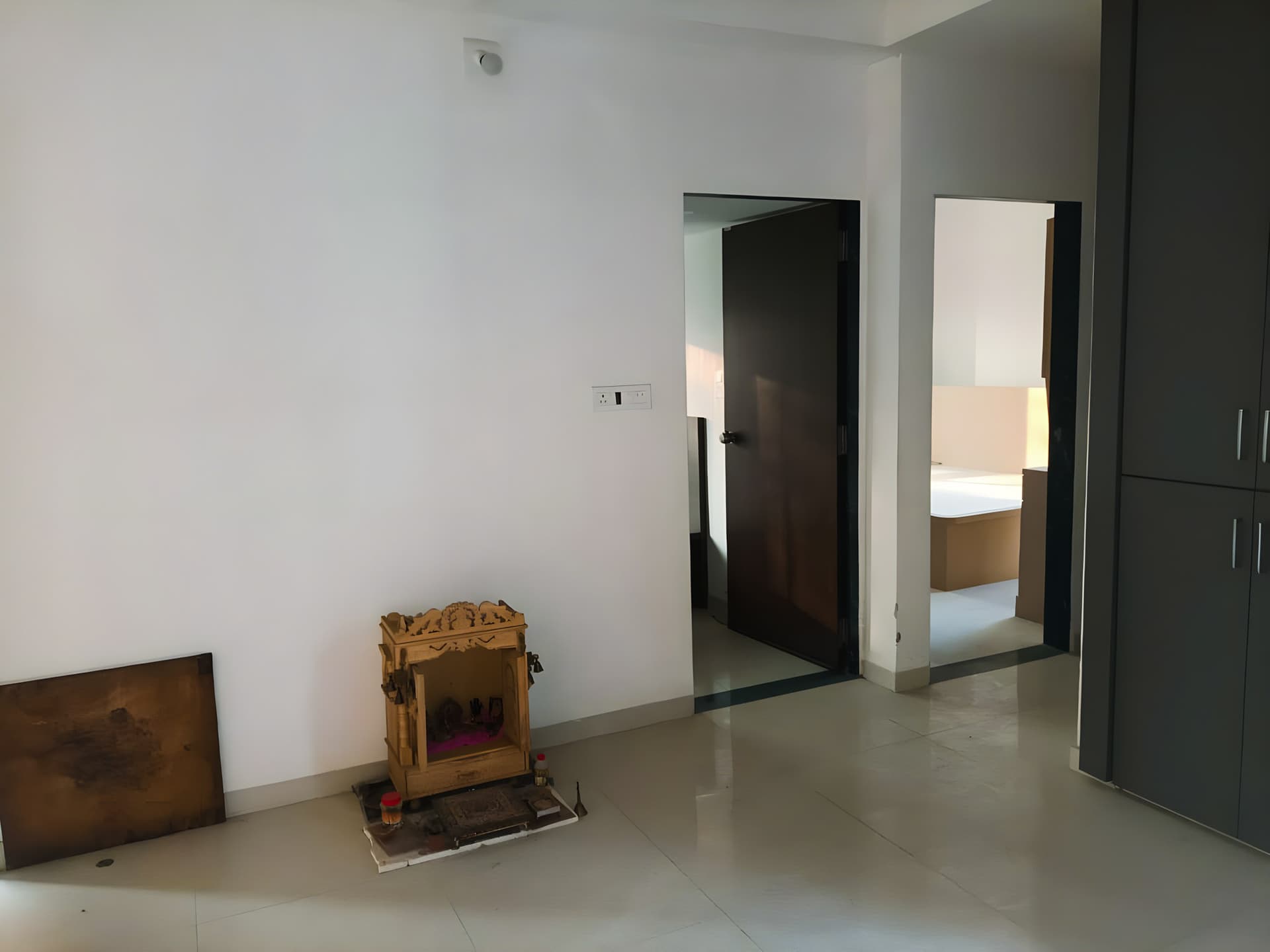 Property Photos 11