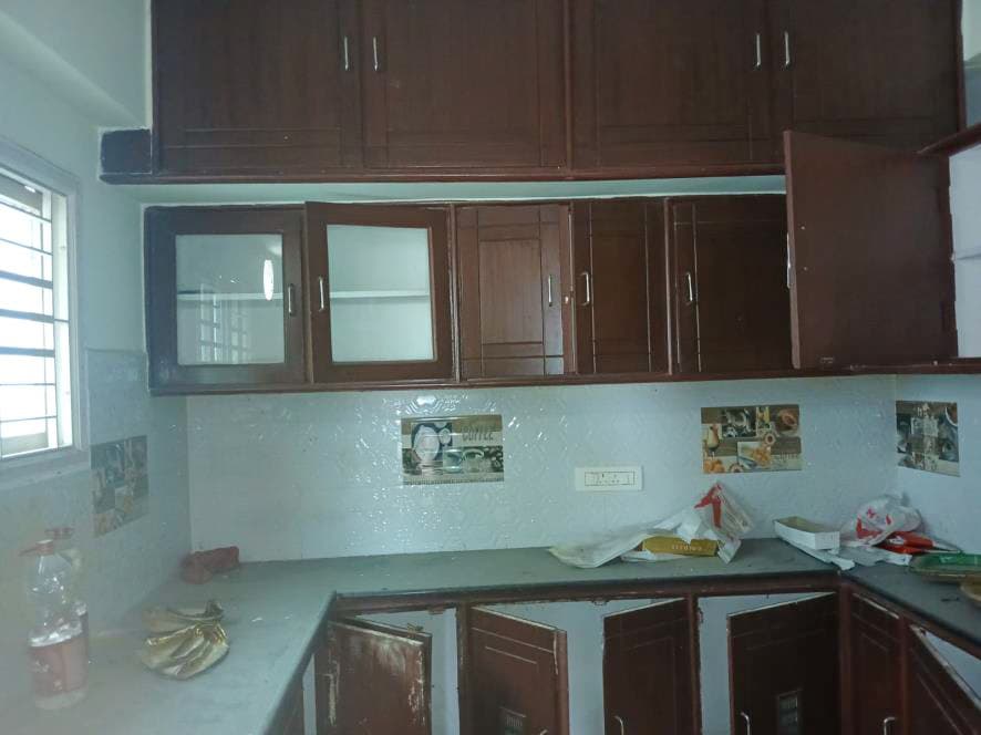 Property Photos 6