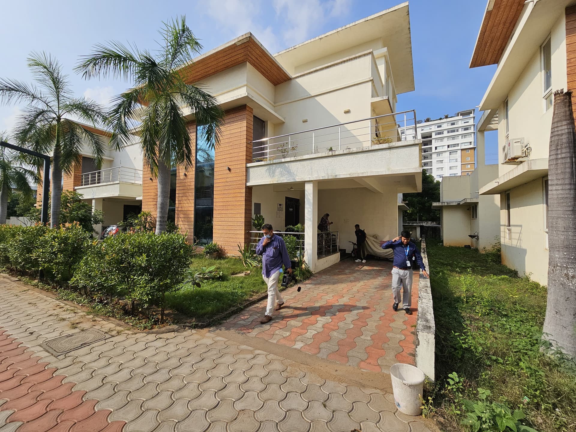 Property Photos 1