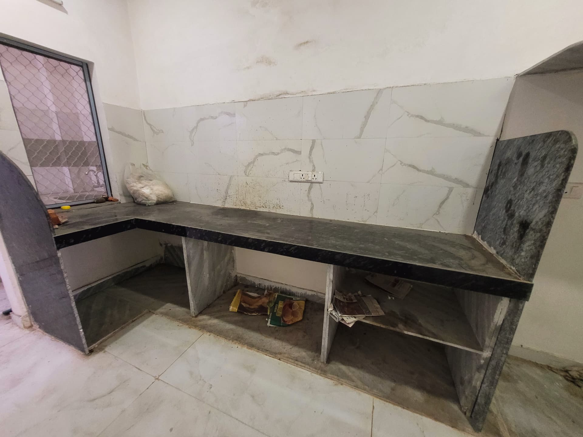 Property Photos 18