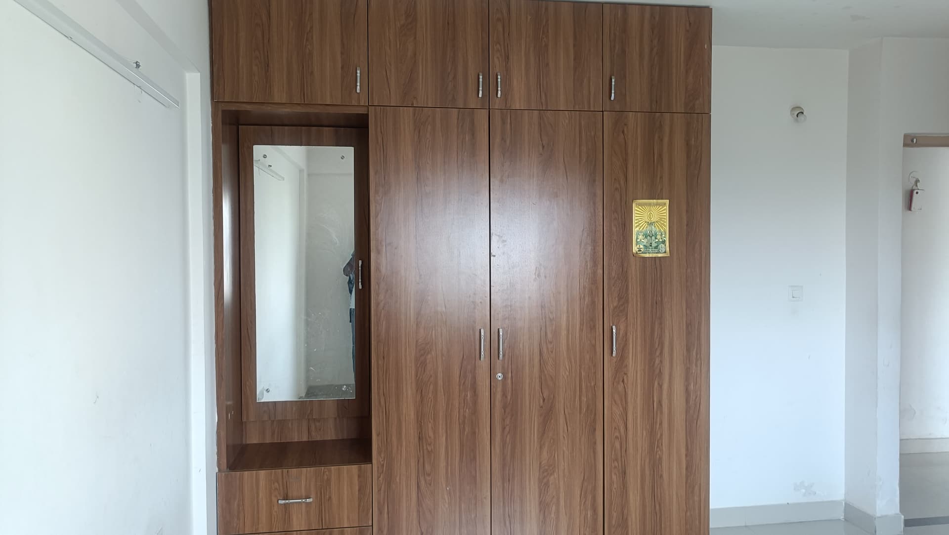 Property Photos 8