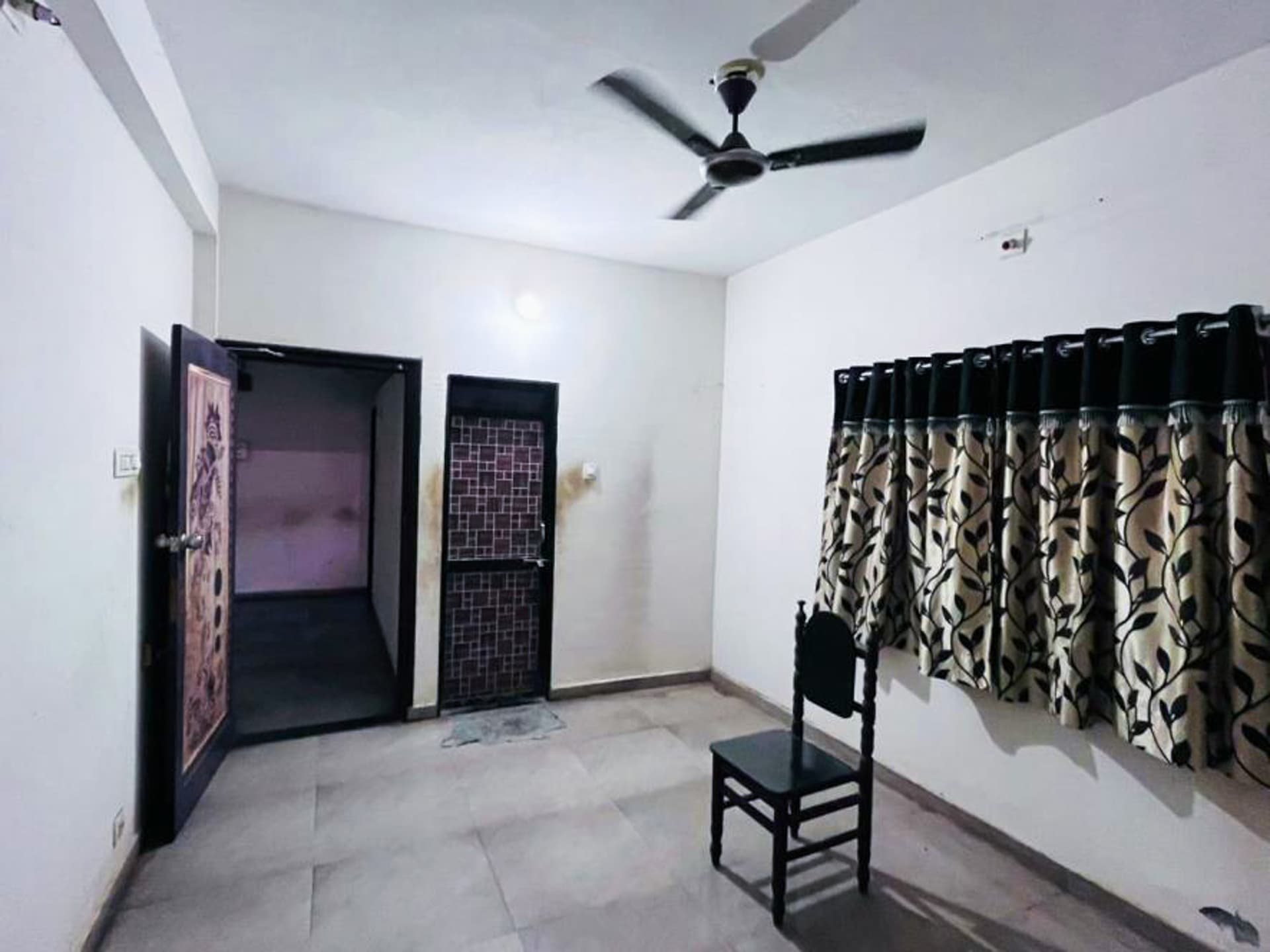Property Photos 26