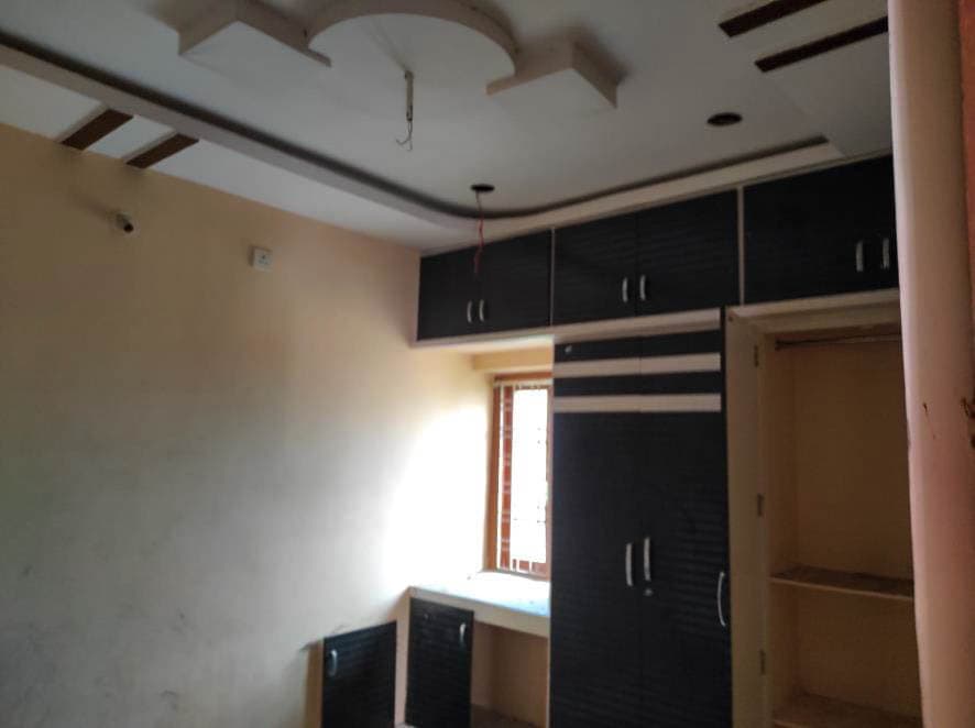 Property Photos 4