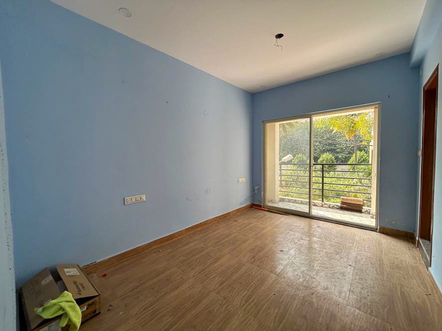 Property Photos 23