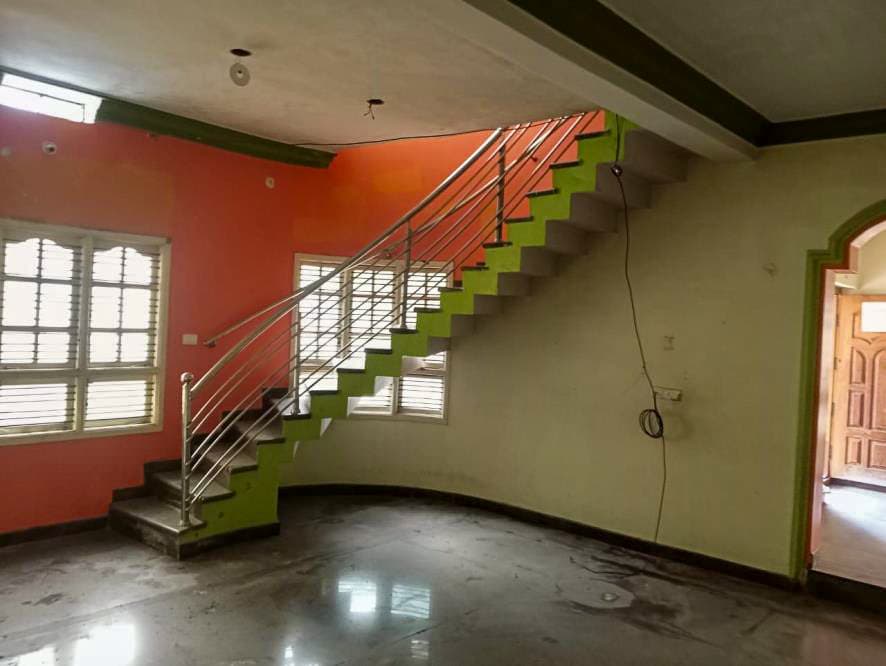 Property Photos 8