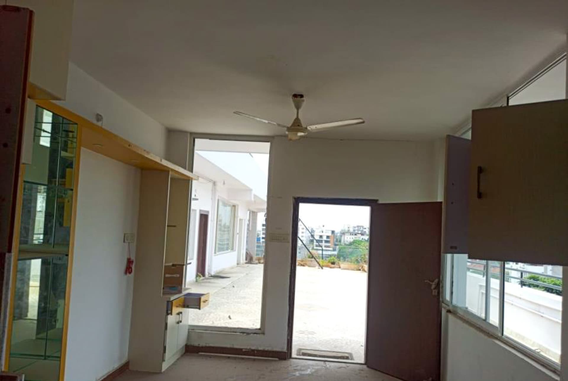 Property Photos 31