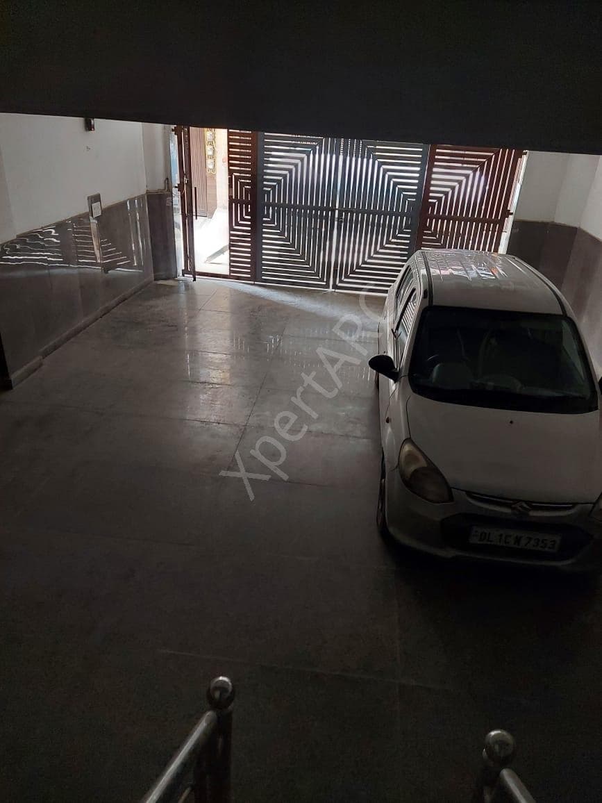 Property Photos 6