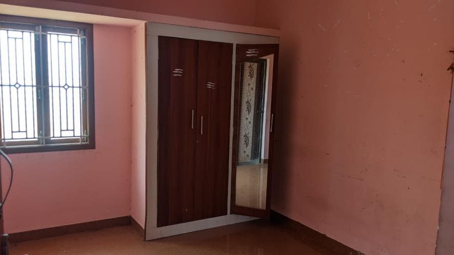Property Photos 6