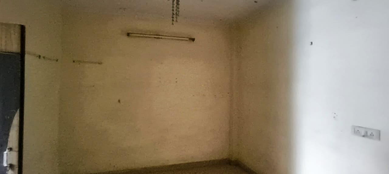 Property Photos 23