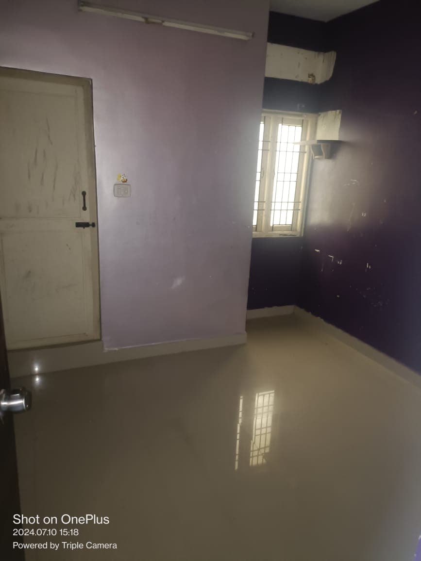 Property Photos 7