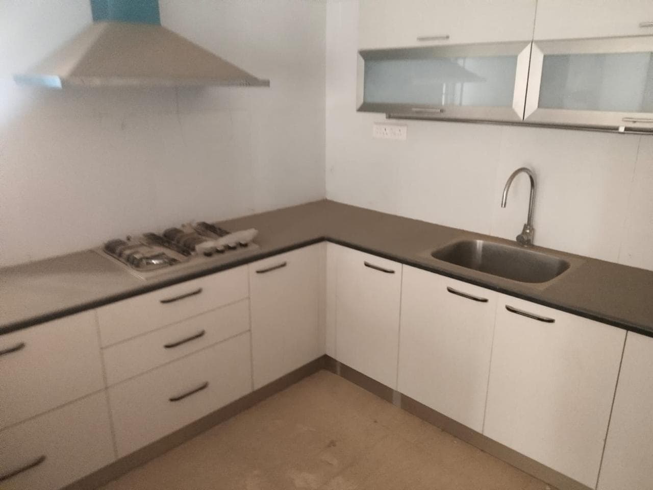 Property Photos 12