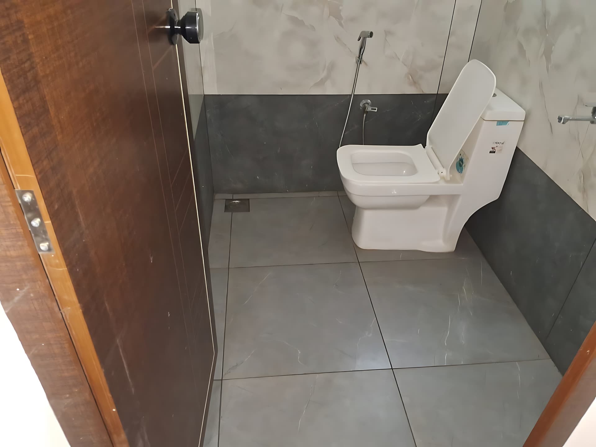 Property Photos 14