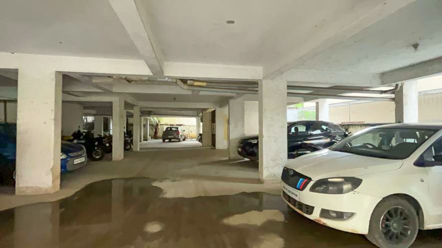 Property Photos 17