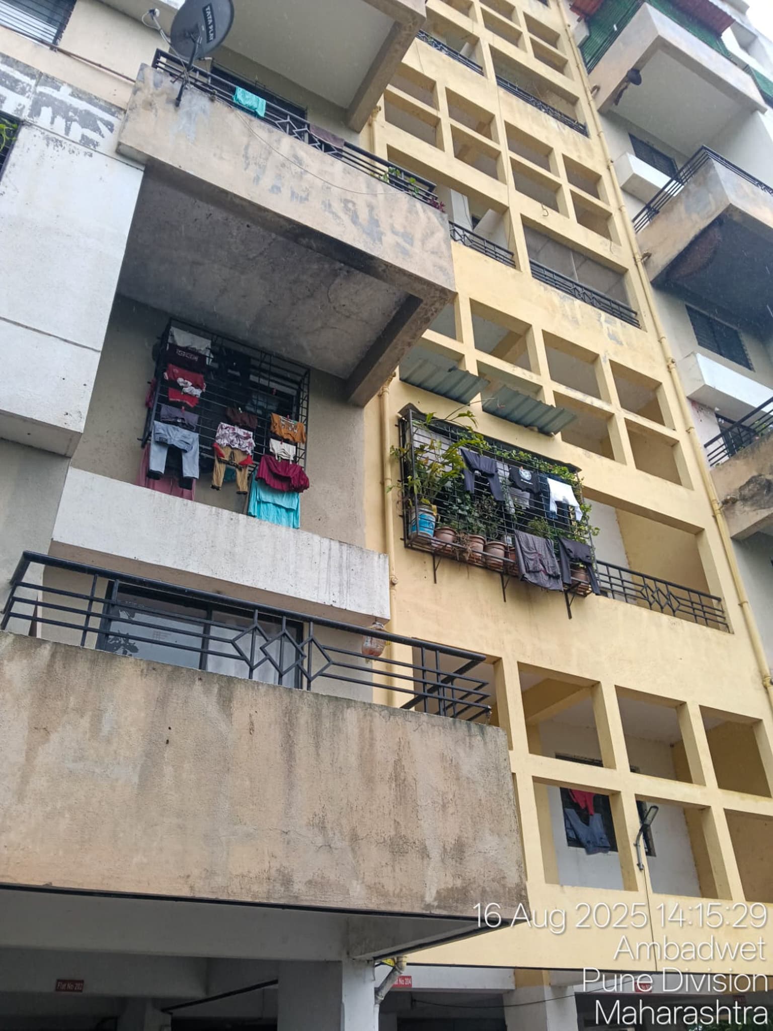 Property Photos 9