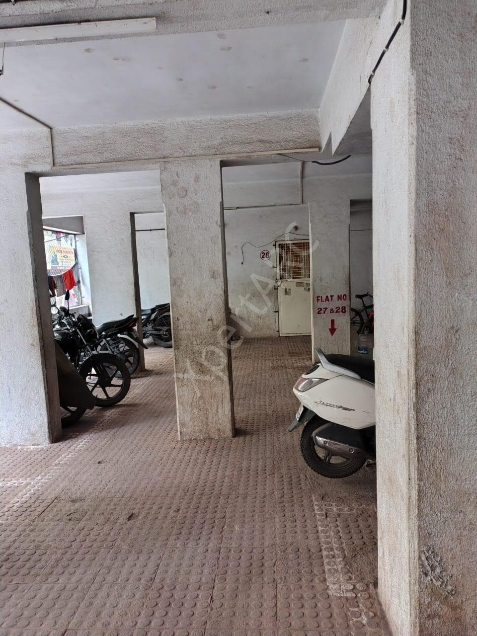 Property Photos 9
