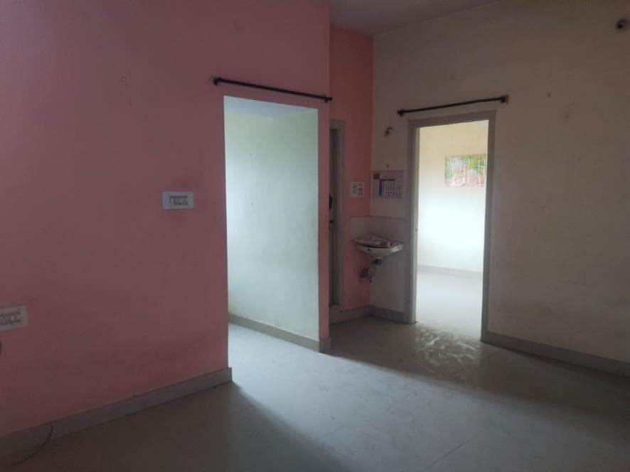 Property Photos 9