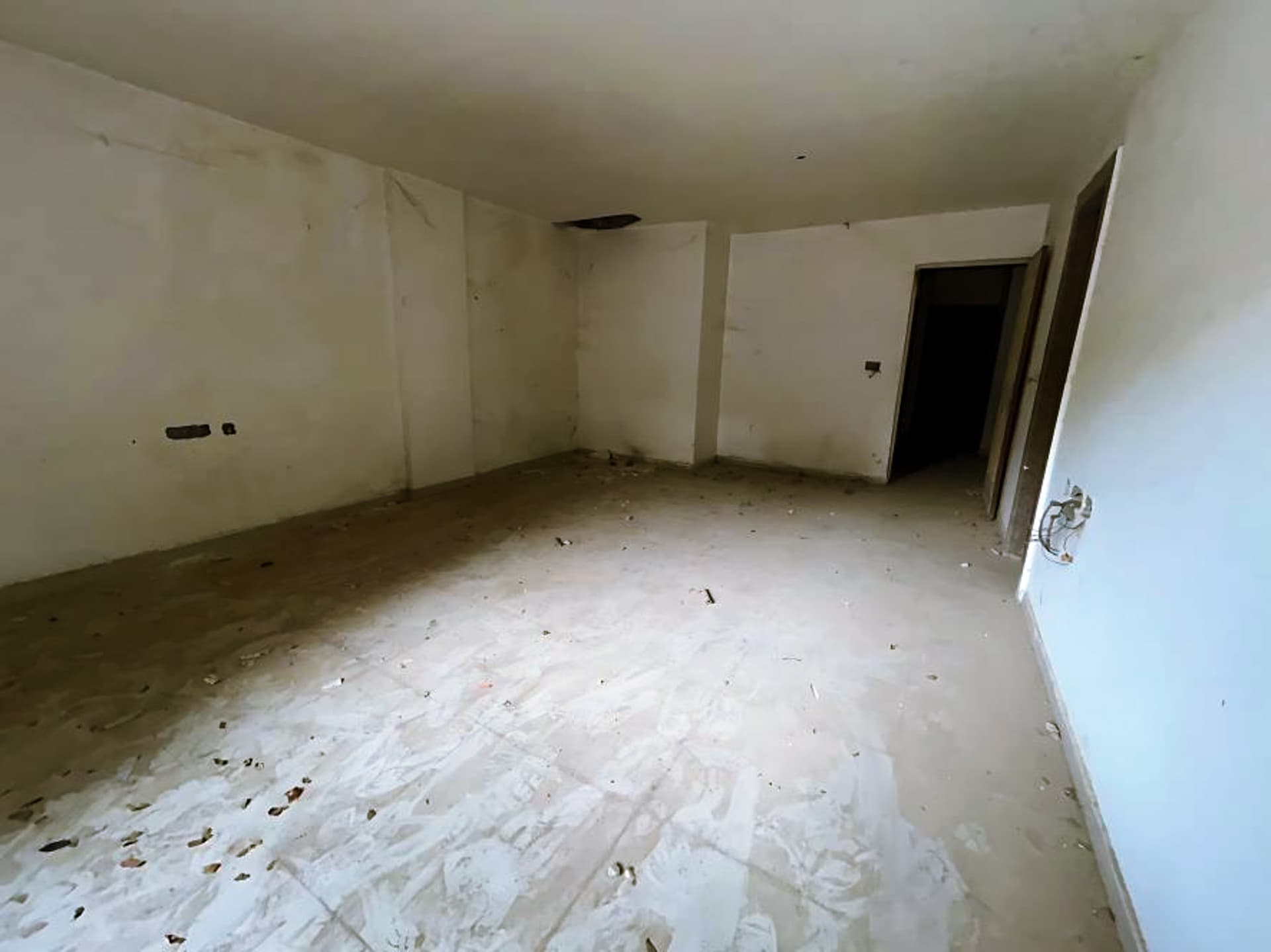Property Photos 18