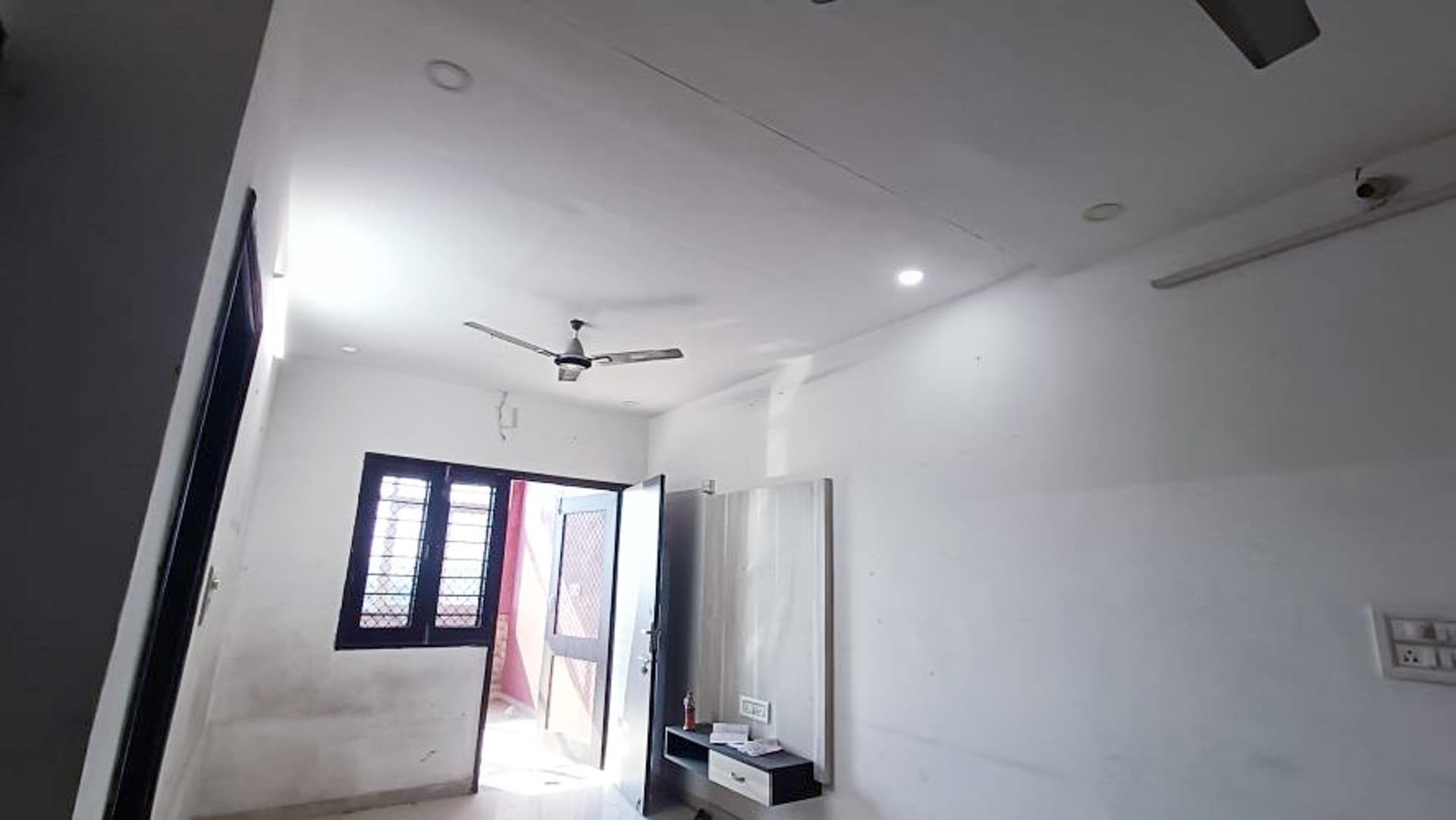 Property Photos 15