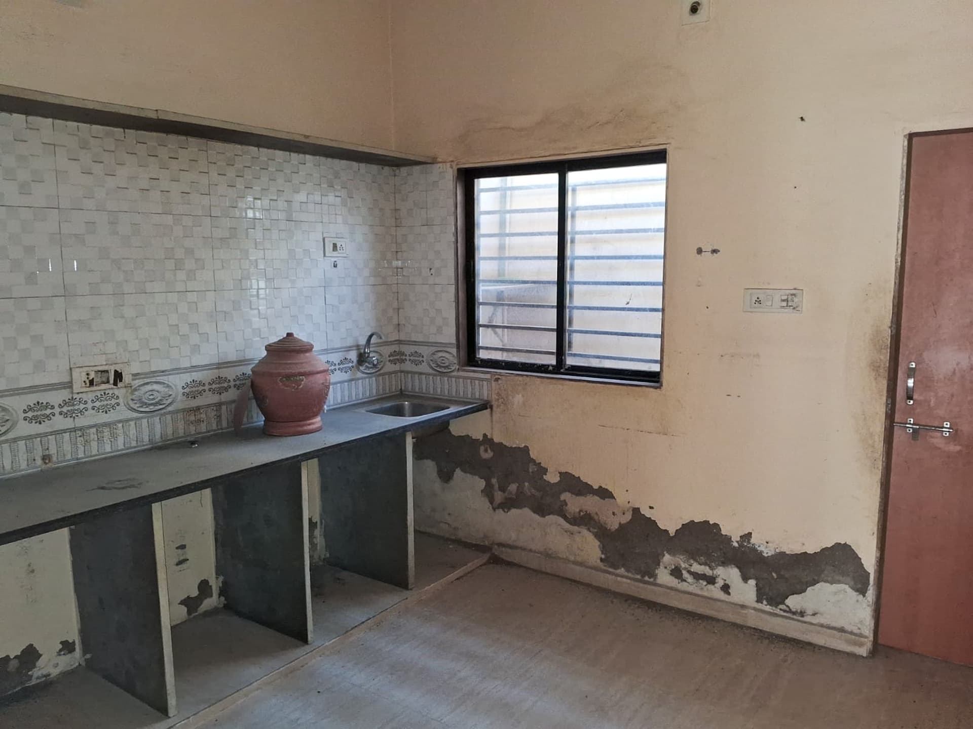 Property Photos 13