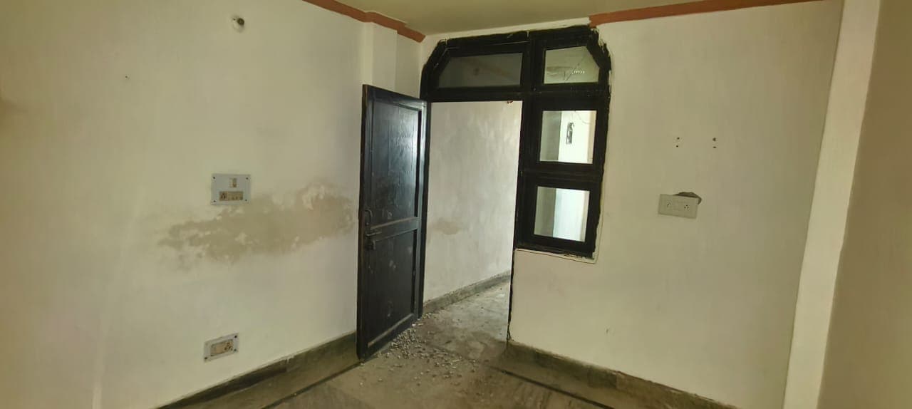 Property Photos 12