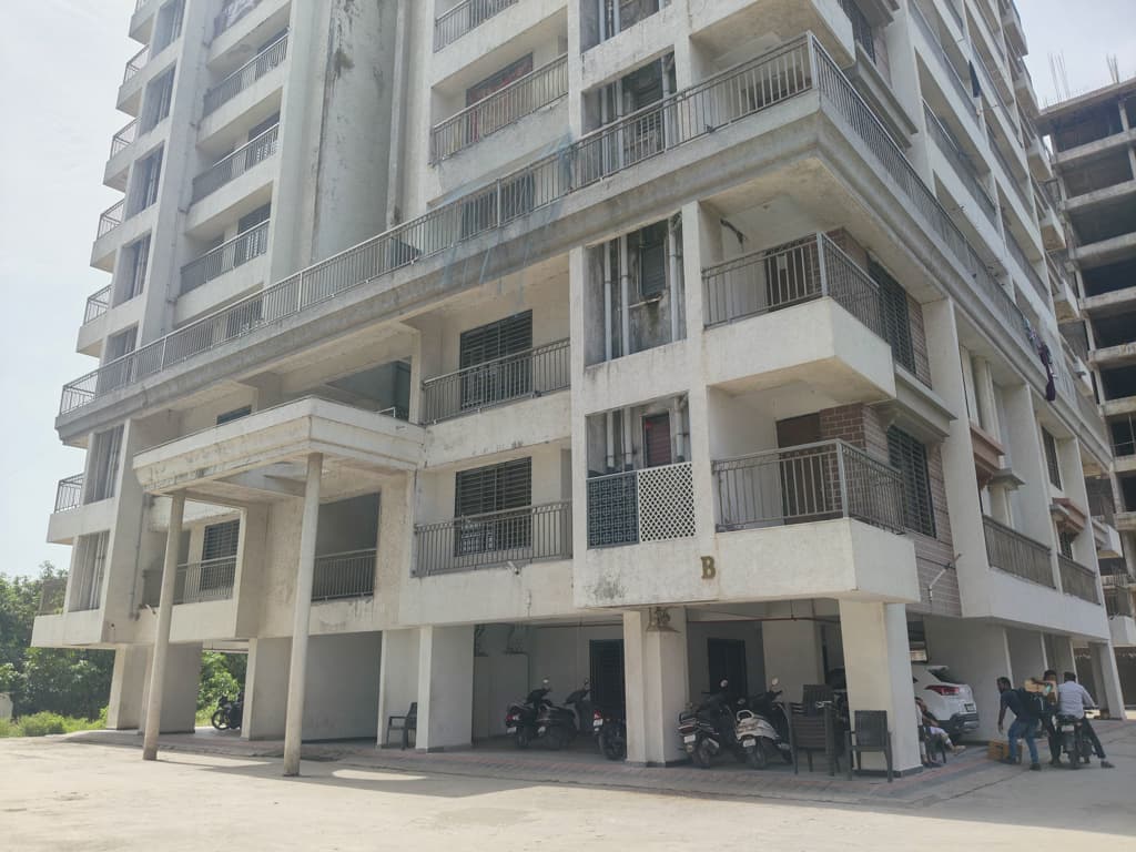 Property Photos 6