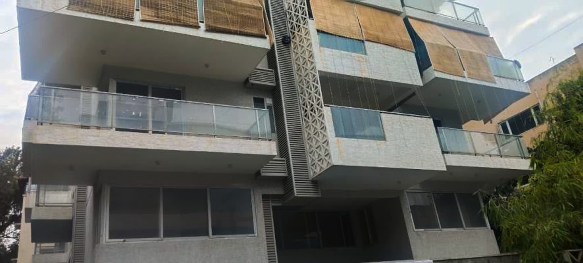Property Photos 6