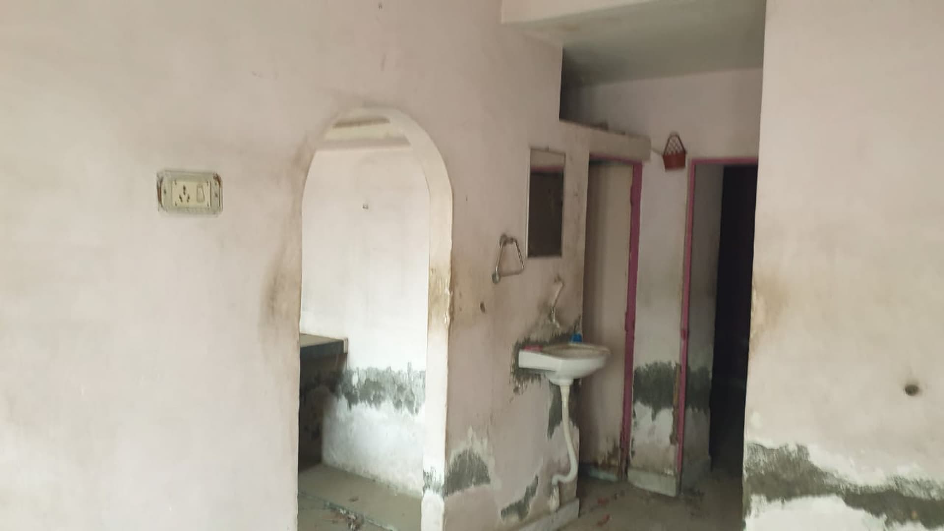 Property Photos 8