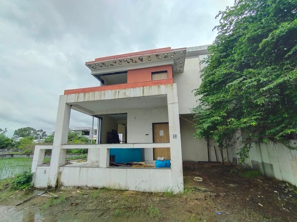 Property Photos 1
