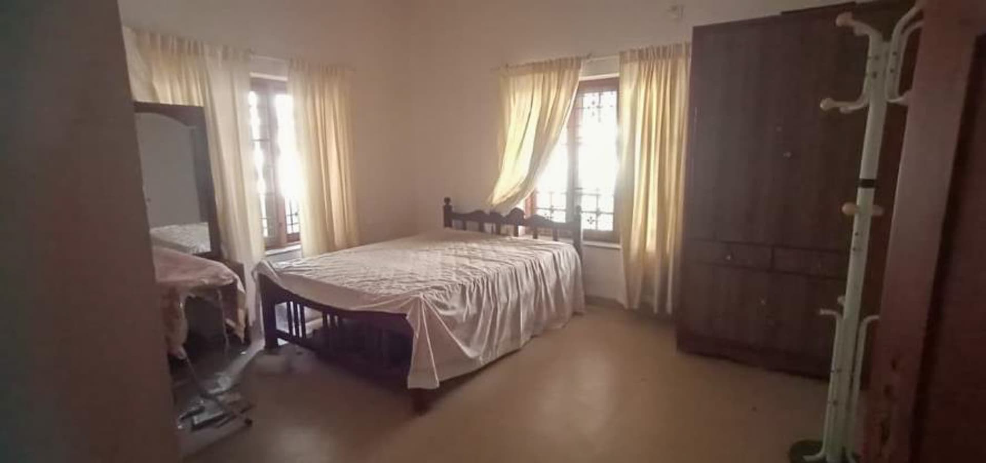 Property Photos 7