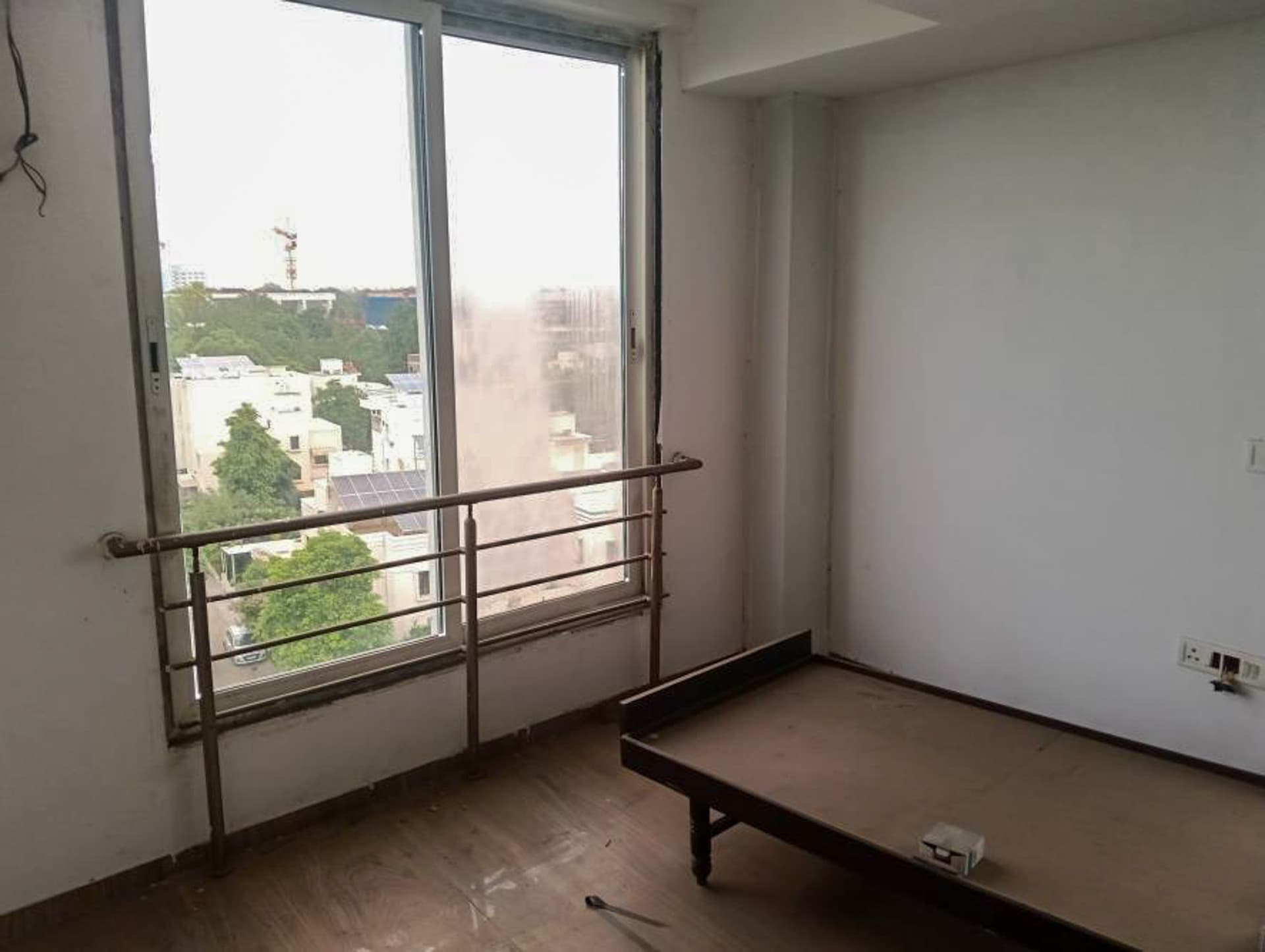 Property Photos 26