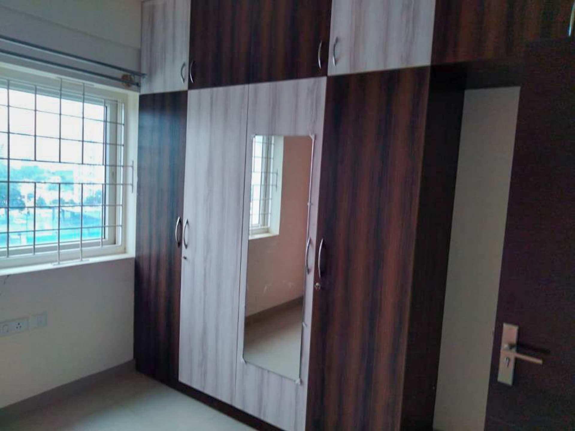 Property Photos 5