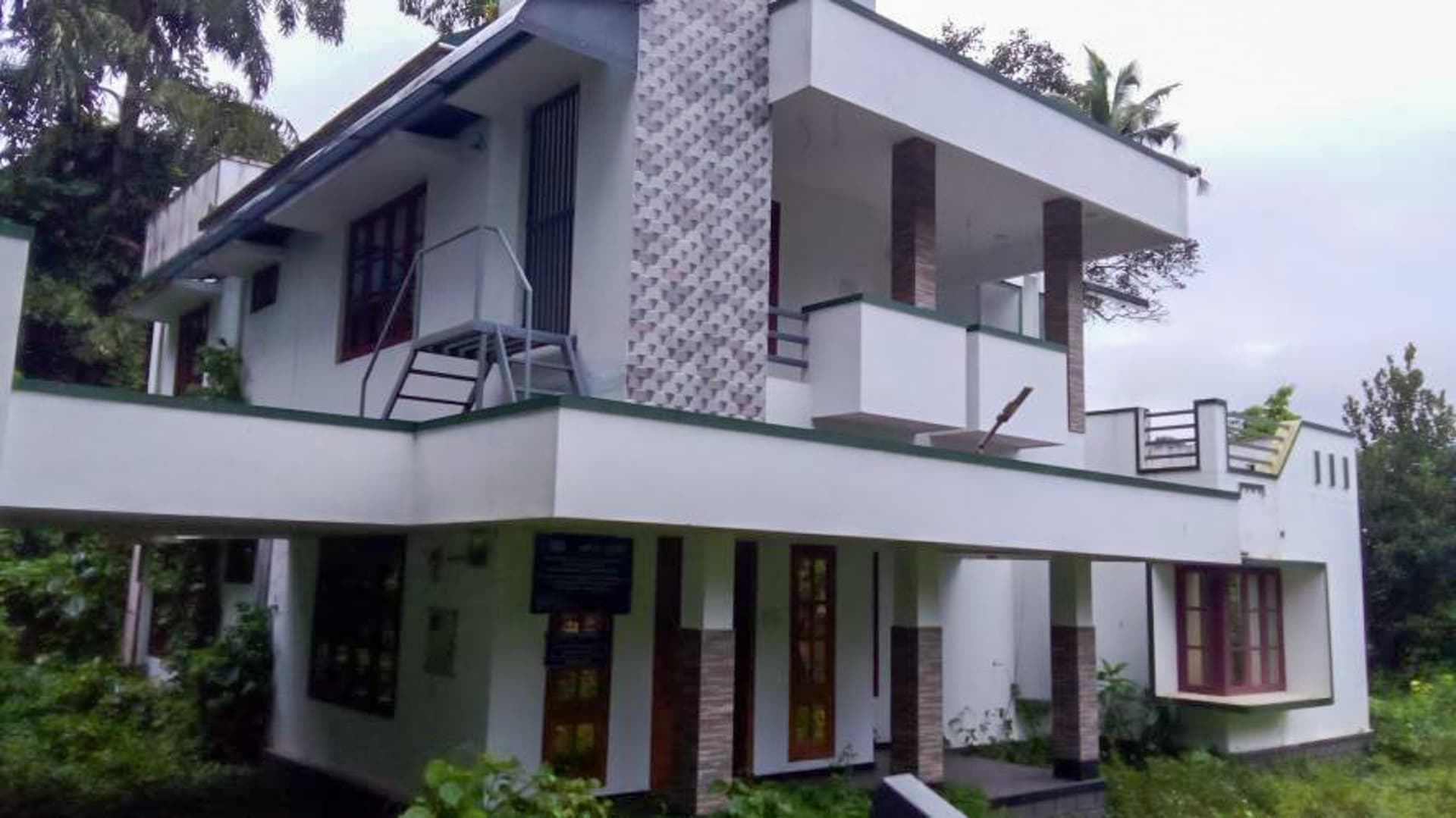 Property Photos 12