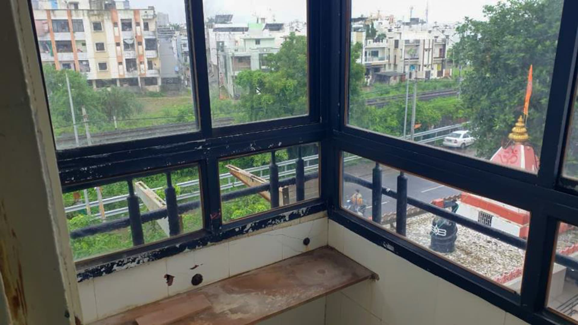 Property Photos 11