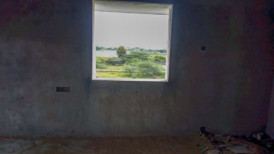 Property Photos 12