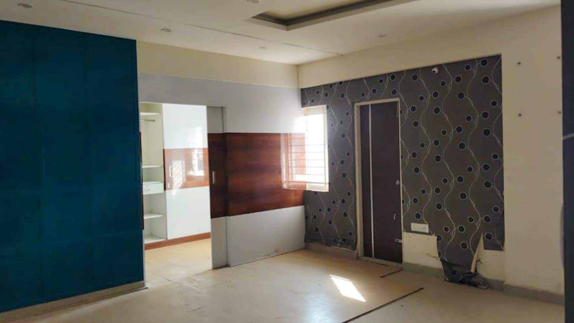 Property Photos 6