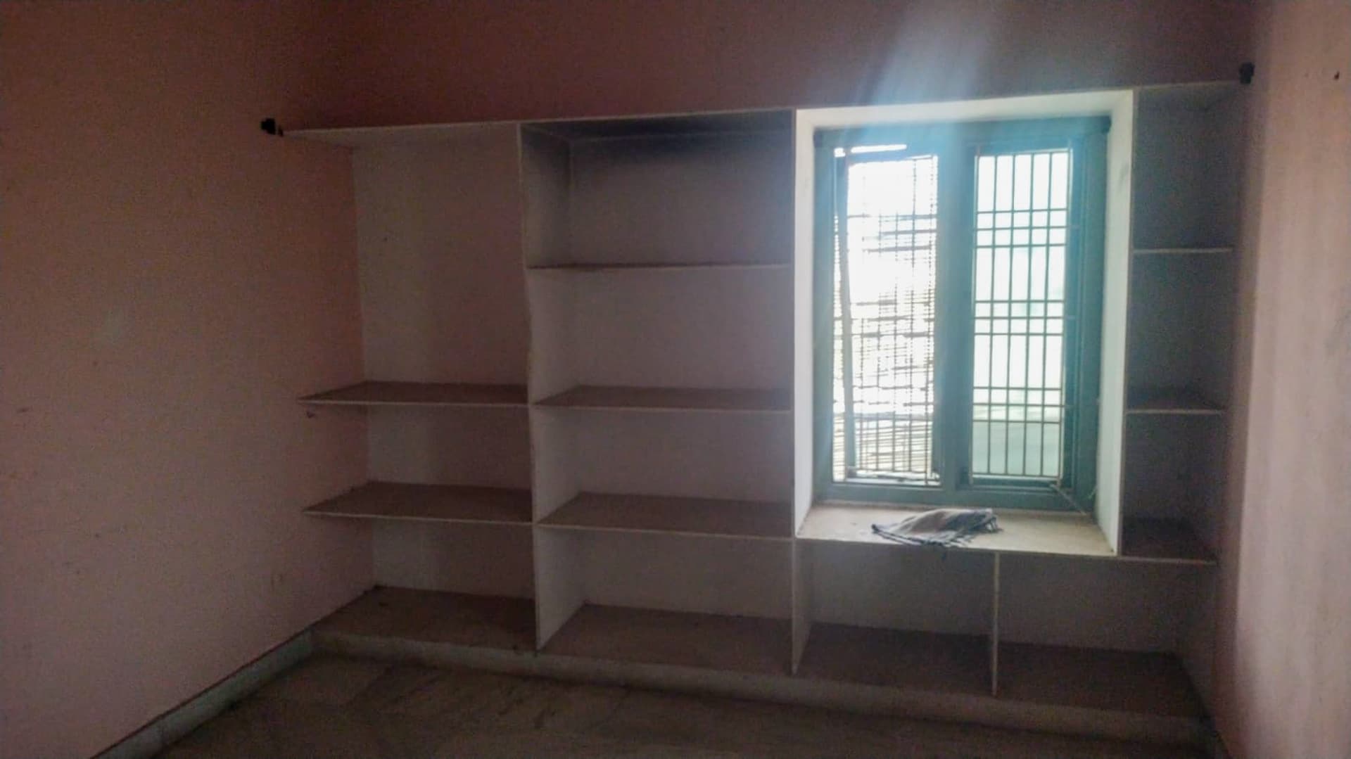 Property Photos 8