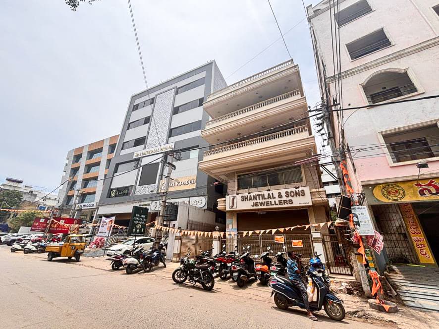 Property Photos 9