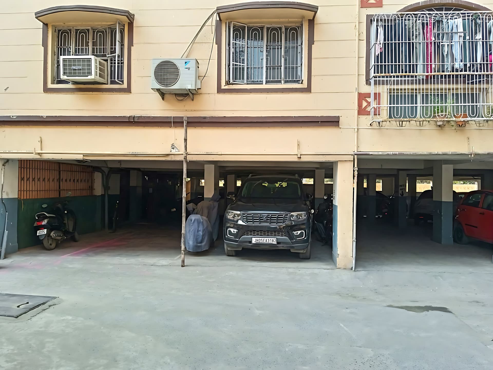 Property Photos 9