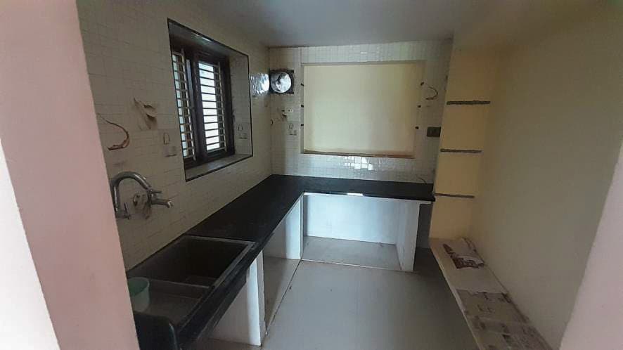 Property Photos 12