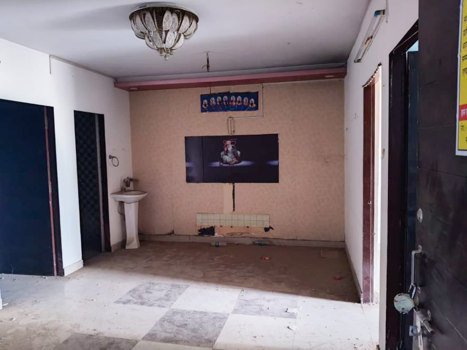 Property Photos 7