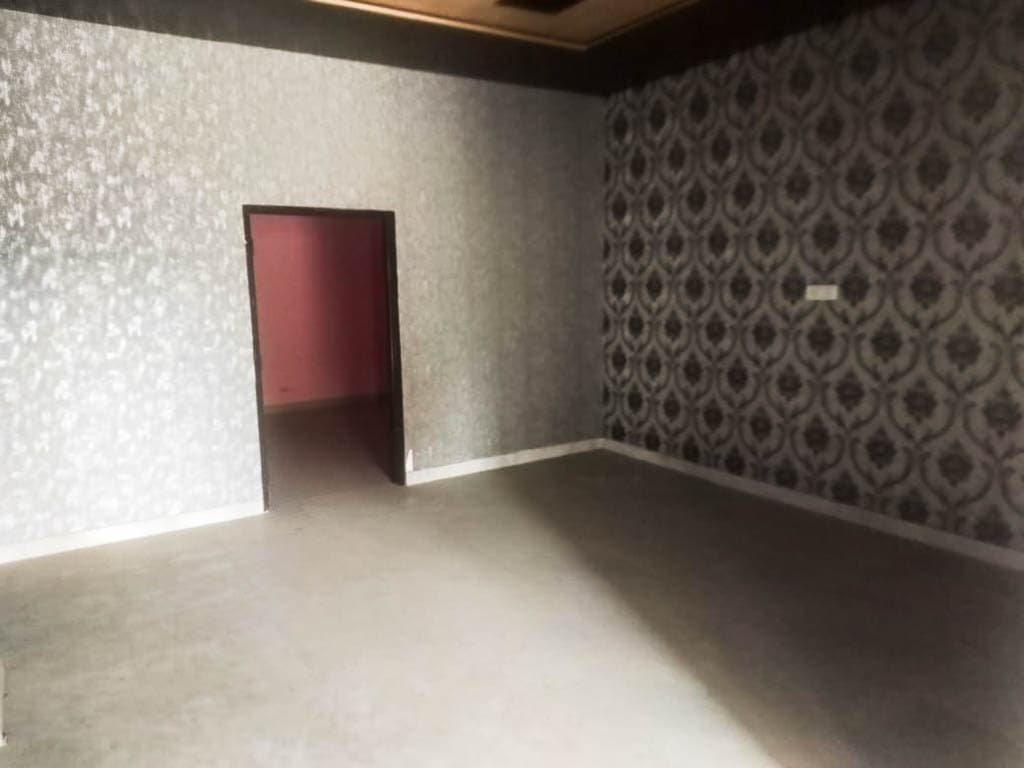 Property Photos 18