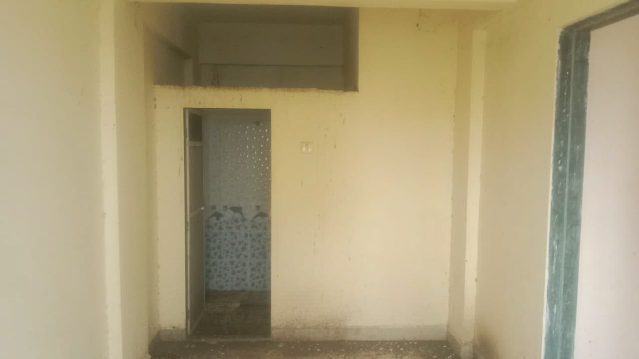 Property Photos 8