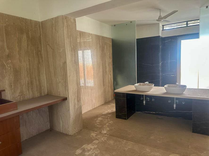 Property Photos 19
