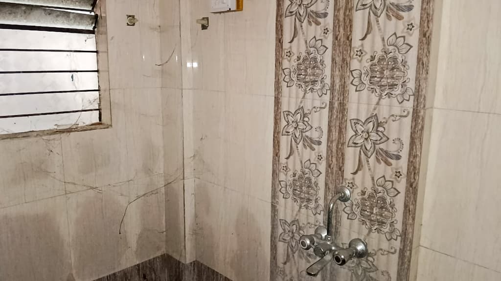 Property Photos 5